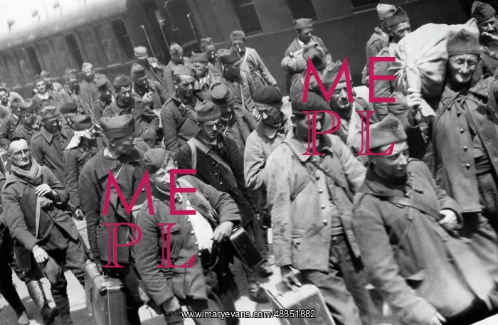 : Released of French soldiers from captivity, 1941 : Released of French soldiers from captivity, 1941