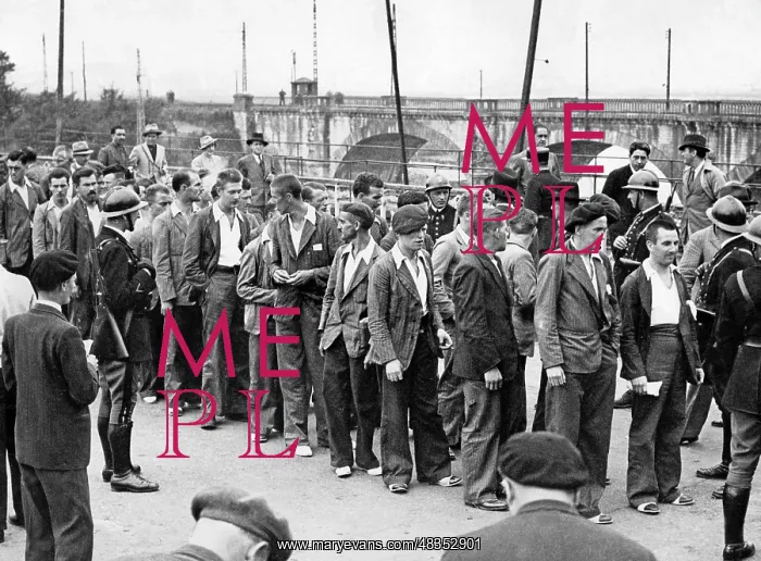: Released Republican militiamen after crossing : Released Republican militiamen after crossing