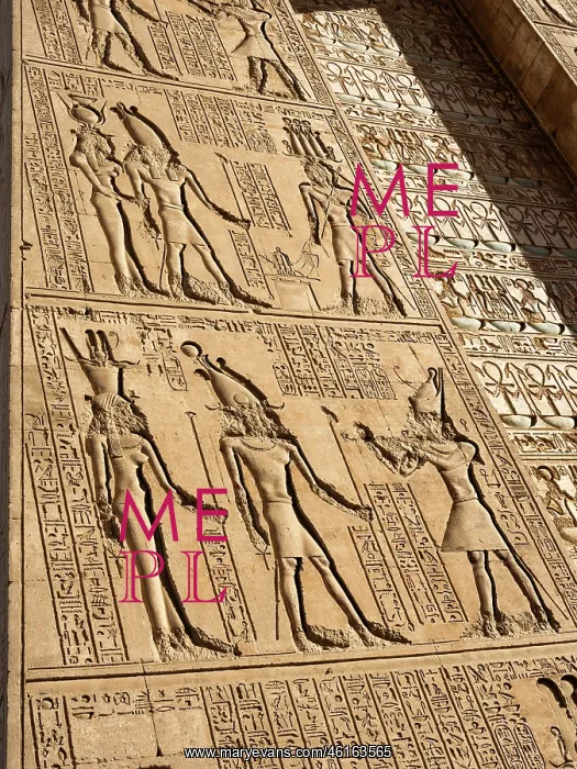 : Relief, Gate of Ptolemy III Euergetes, Karnak Temple, Luxor : Relief, Gate of Ptolemy III Euergetes, Karnak Temple, Luxor