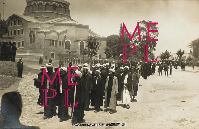 : Religious gathering in Egypt with Shiite Muslims : Religious gathering in Egypt with Shiite Muslims