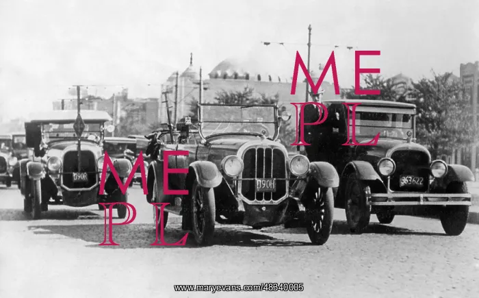 : Remote controlled car, 1925 : Remote controlled car, 1925