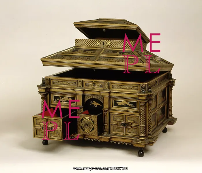 : Renaissance cabinet with drawers : Renaissance cabinet with drawers