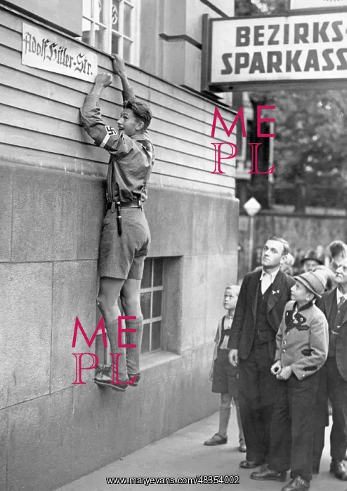 : Renaming a street, 1938 : Renaming a street, 1938