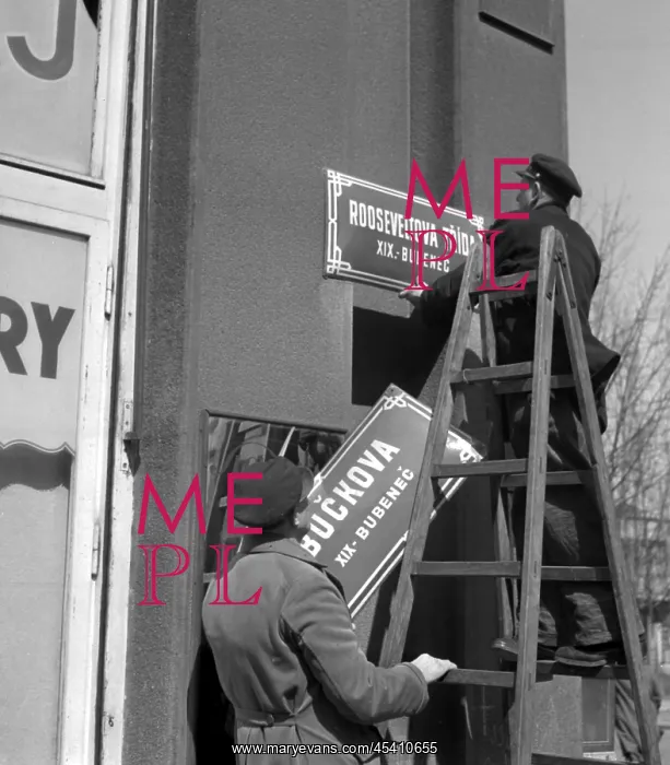 : Renaming streets : Renaming streets