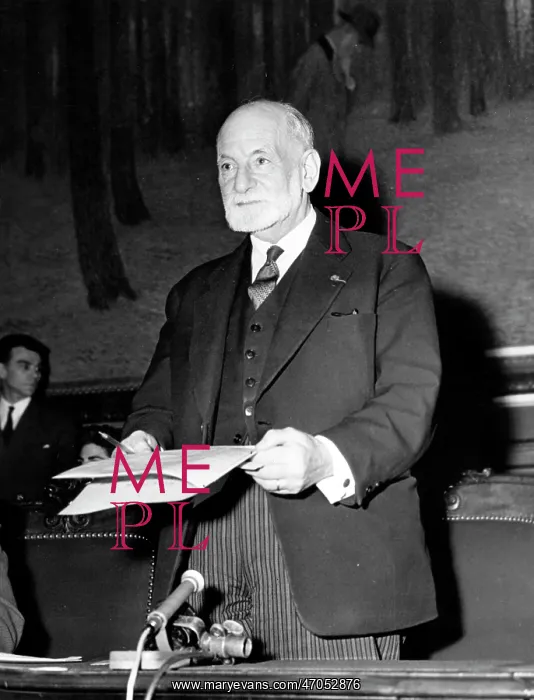 : Rene Cassin : Rene Cassin