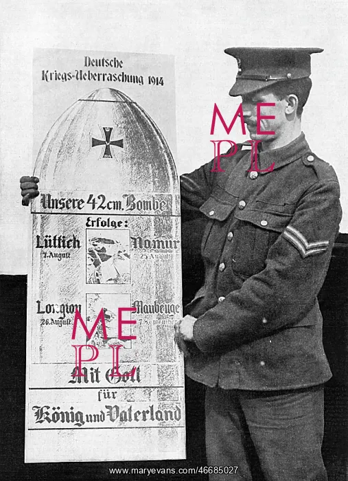 : Replica of German shell sold in Berlin, WW1 : Replica of German shell sold in Berlin, WW1
