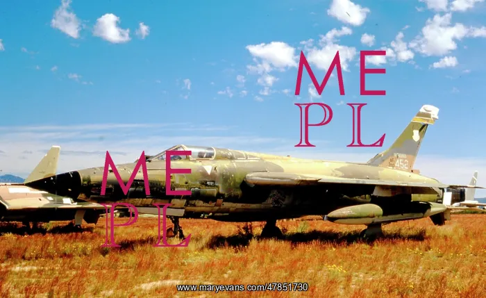 : Republic F-105D Thunderchief 60-0452 : Republic F-105D Thunderchief 60-0452