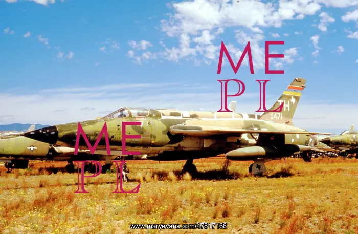 : Republic F-105D Thunderchief 60-0471 : Republic F-105D Thunderchief 60-0471