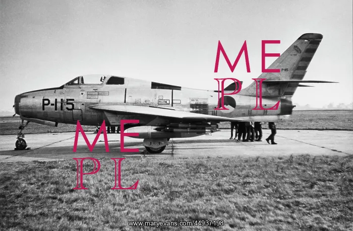 : Republic F-84 Thunderstreak : Republic F-84 Thunderstreak