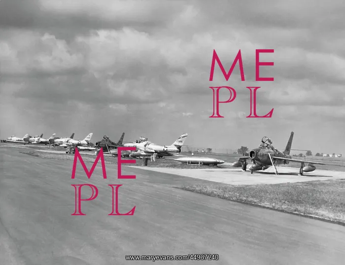 : Republic F-84 Thunderstreak : Republic F-84 Thunderstreak