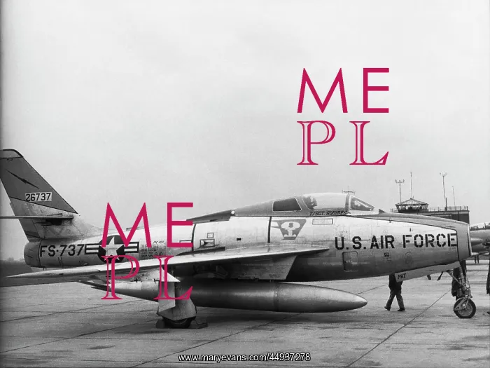 : Republic F-84 Thunderstreak : Republic F-84 Thunderstreak