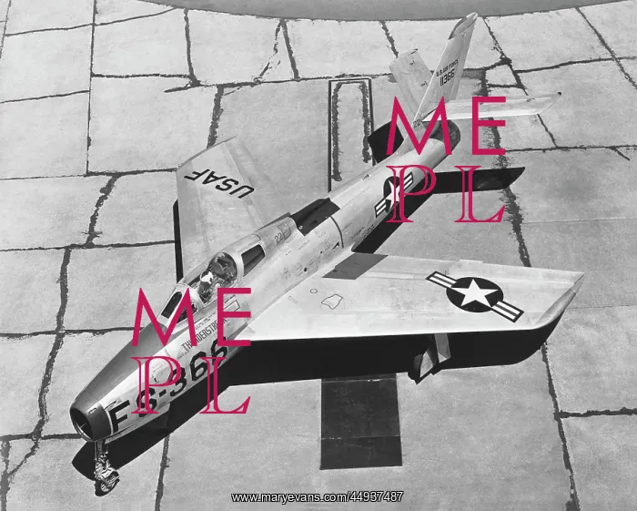 : Republic F-84 Thunderstreak : Republic F-84 Thunderstreak