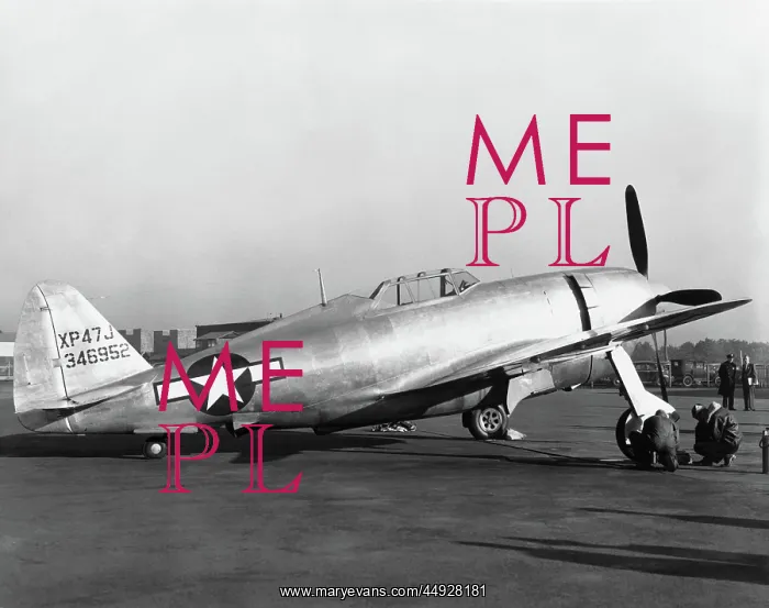 : Republic P-47 Thunderbolt : Republic P-47 Thunderbolt