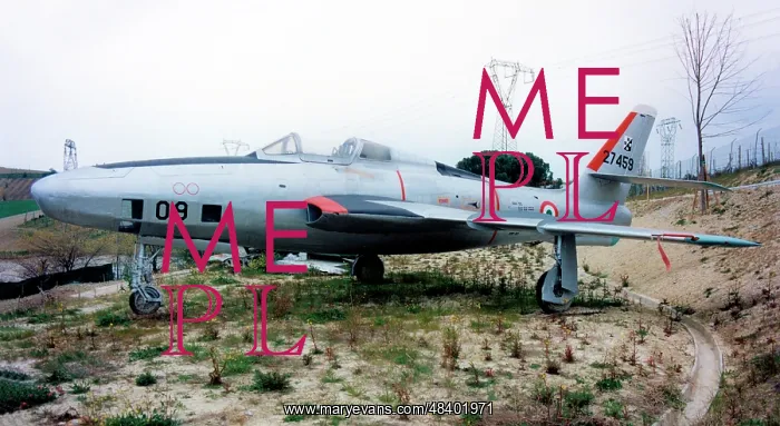 : Republic RF-84F Thunderflash 27459 : Republic RF-84F Thunderflash 27459
