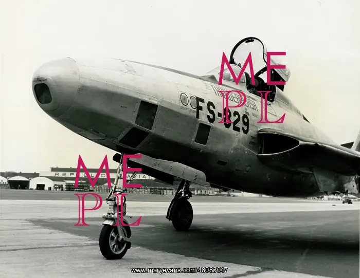 : Republic RF-84F Thunderflash, 51-1829 : Republic RF-84F Thunderflash, 51-1829