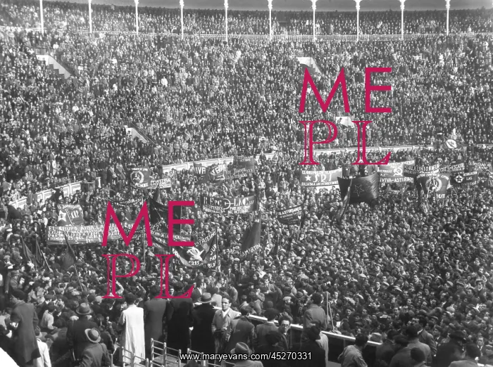 : Republican Celebration is the Madrid Bull Ring : Republican Celebration is the Madrid Bull Ring