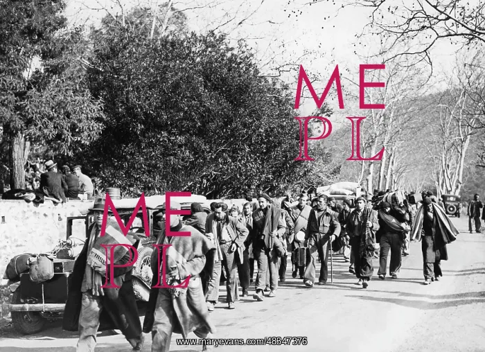 : Republican fighters march to the internment camp, Franc : Republican fighters march to the internment camp, Franc