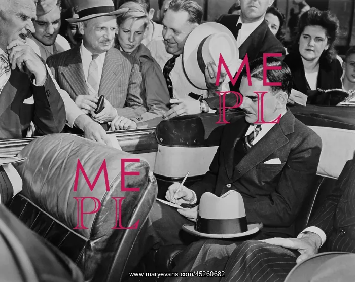 : Republican Presidential candidate Thomas Dewey : Republican Presidential candidate Thomas Dewey