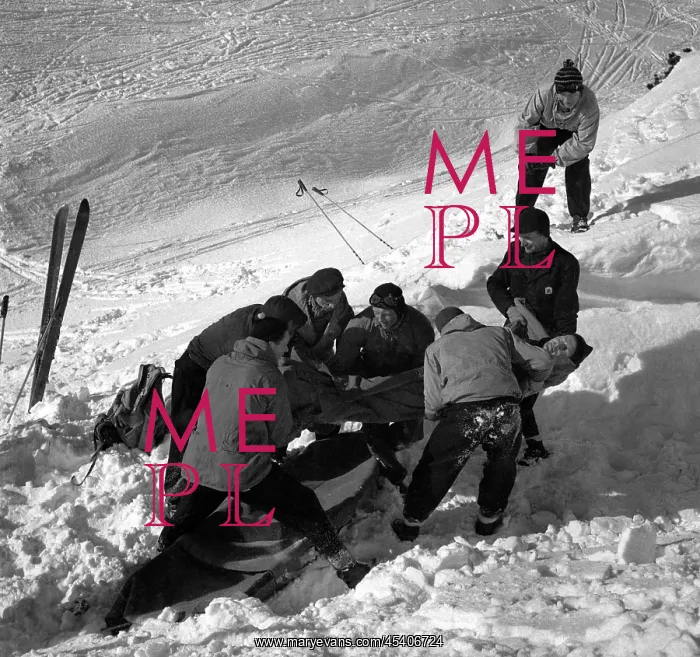 : Rescuing skier : Rescuing skier