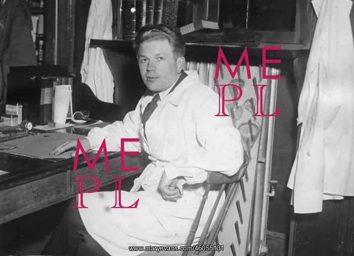 : Research. Discovery of the Vitamin C by professor Ottar Rygh : Research. Discovery of the Vitamin C by professor Ottar Rygh