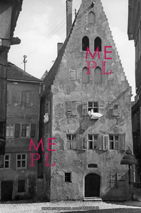 : Residence of the early Gothic period, 1935 : Residence of the early Gothic period, 1935