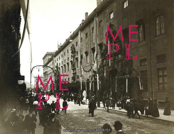 : Residenzstrasse in Muniche, 1906 : Residenzstrasse in Muniche, 1906