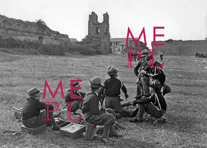 : Rest of the Balilla youth after a practice march, 1936 : Rest of the Balilla youth after a practice march, 1936
