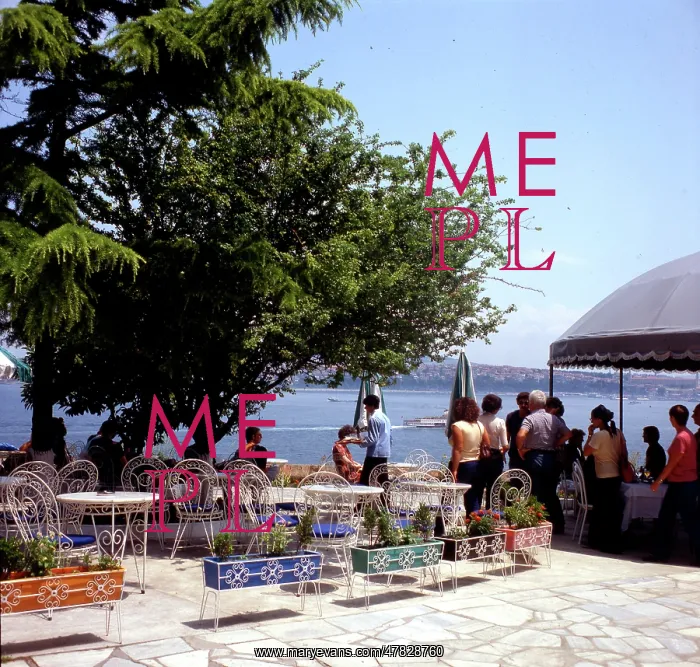 : Restaurant in the grounds of Topkapi Palace : Restaurant in the grounds of Topkapi Palace