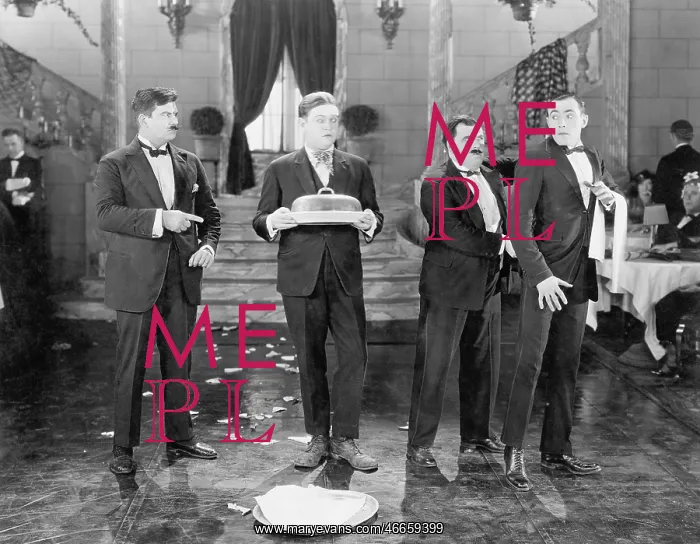 : Restaurant with two managers and two waiters and : Restaurant with two managers and two waiters and