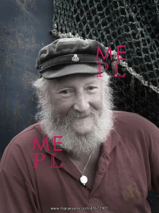 : Retired sailor on the quayside at Kirkcudbright Harbour : Retired sailor on the quayside at Kirkcudbright Harbour