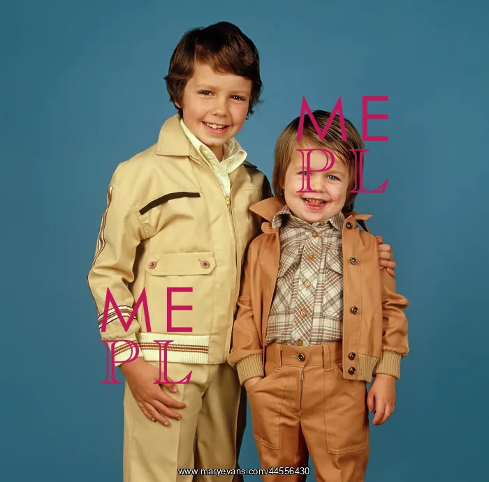  : Retro child catalogue models