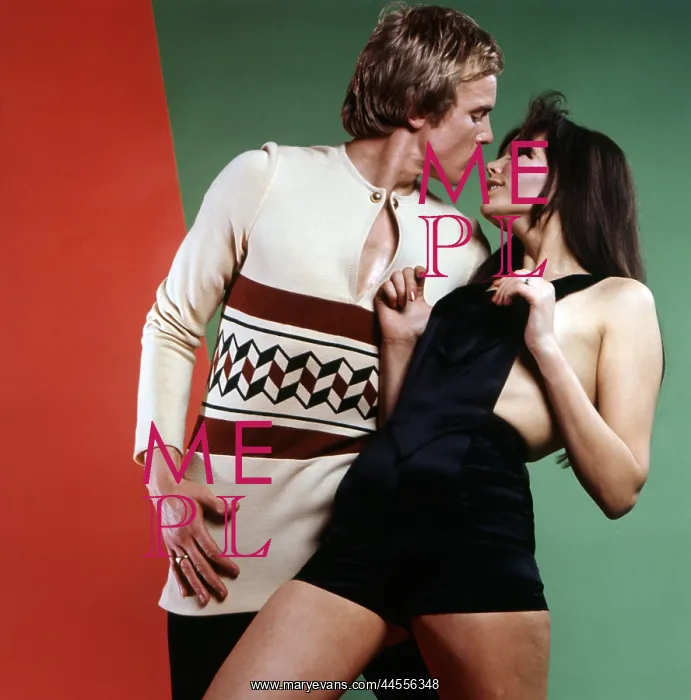 : Retro Psychadelic Couple : Retro Psychadelic Couple