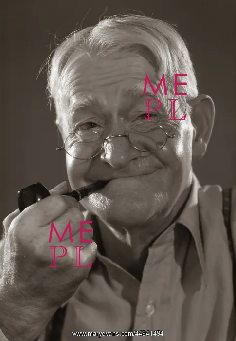  : Retro Smiling Character Elderly