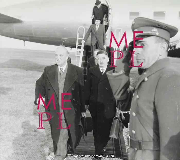 : Return of the Austrian Delegation to the negotiations ab : Return of the Austrian Delegation to the negotiations ab