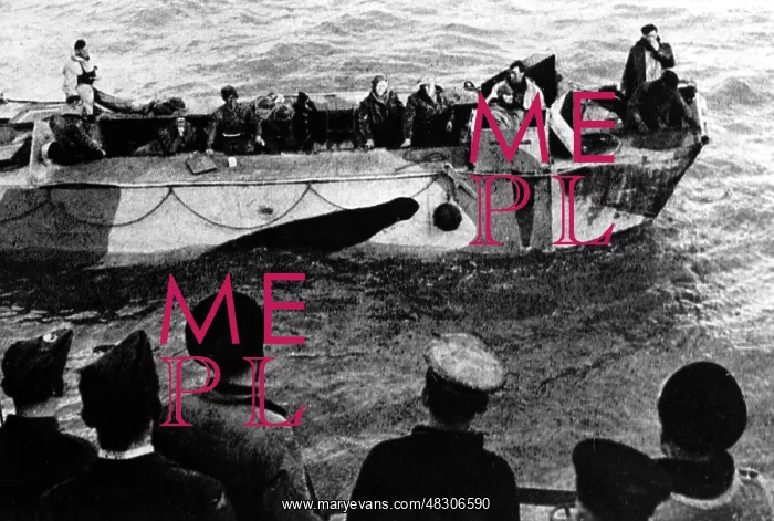 : Return of a British speedboat to the English coast, 1942 : Return of a British speedboat to the English coast, 1942