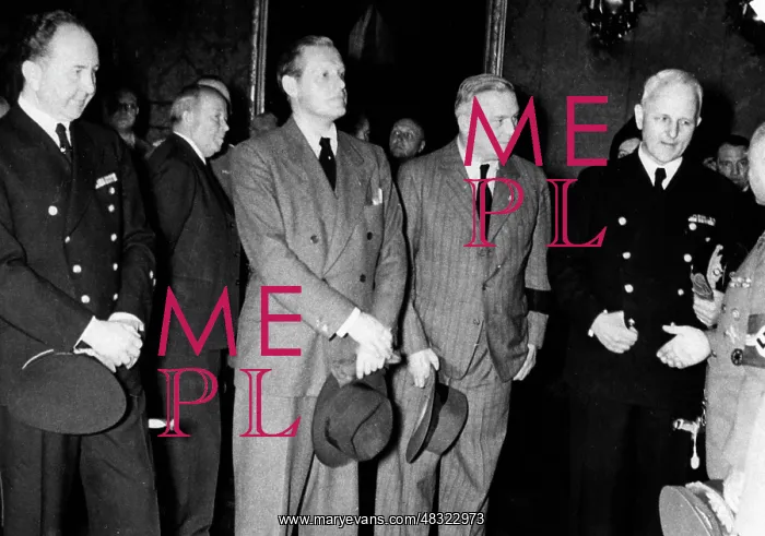 : Return of the diplomatic corps in Washington to Berlin, 1942 : Return of the diplomatic corps in Washington to Berlin, 1942