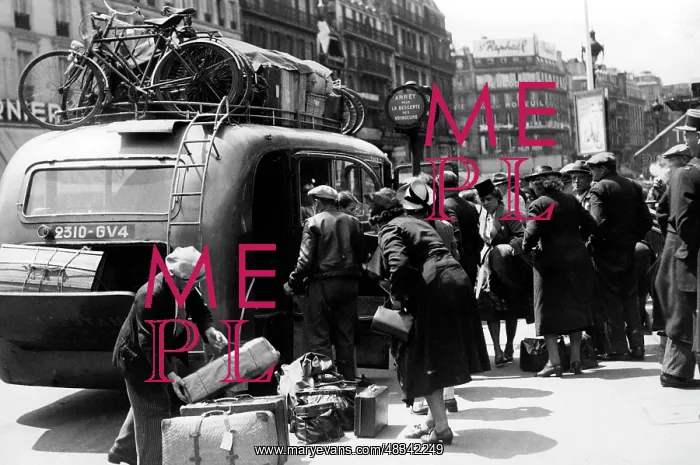 : Return of the Parisian civilian population to Paris, 1940 : Return of the Parisian civilian population to Paris, 1940