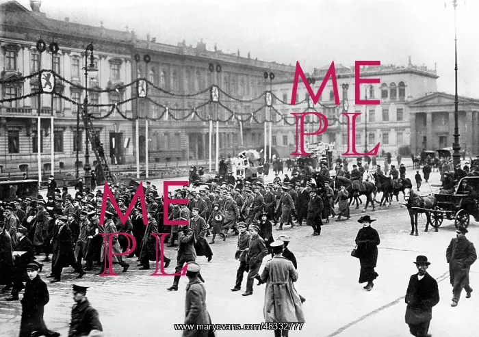 : Return of the troops after the First World War, 1918 : Return of the troops after the First World War, 1918