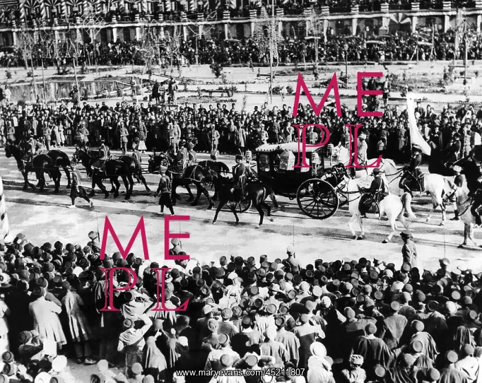 : Reza Shah Pahlavi's coronation procession ? : Reza Shah Pahlavi's coronation procession ?