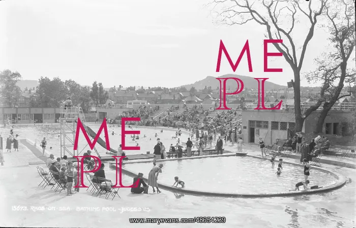 : Rhos-on-Sea Bathing Pool : Rhos-on-Sea Bathing Pool