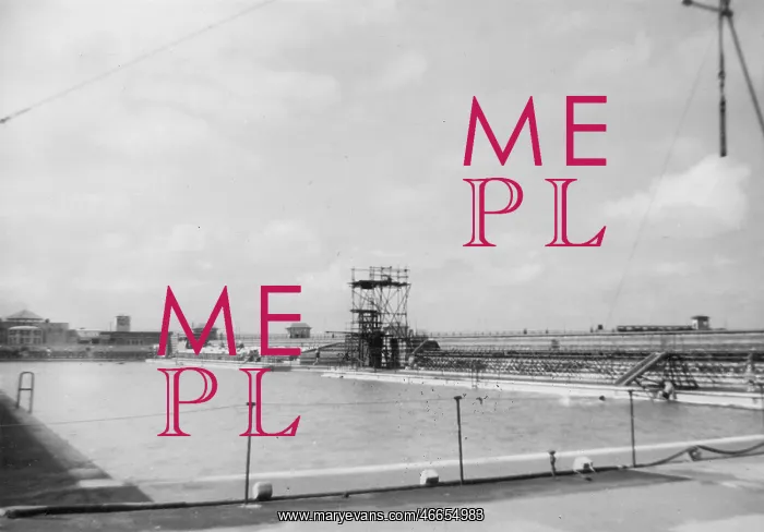 : Rhyl, Denbighshire, Flintshire, Wales - Open-air pool : Rhyl, Denbighshire, Flintshire, Wales - Open-air pool