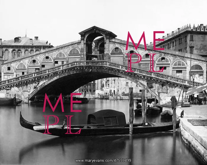 : Rialto Bridge, Venice, Italy : Rialto Bridge, Venice, Italy