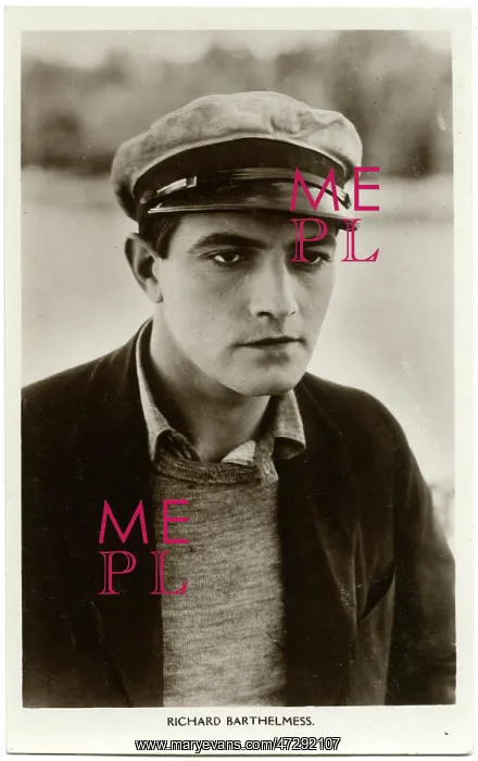  : Richard Barthelmess