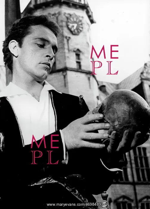: Richard Burton in the role of Hamlet : Richard Burton in the role of Hamlet