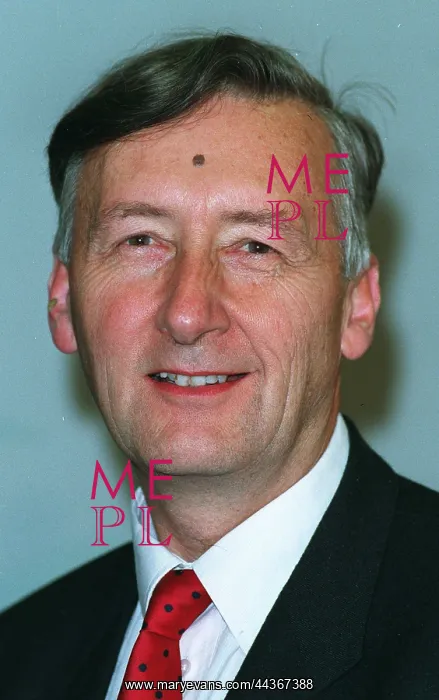  : Richard Livsey