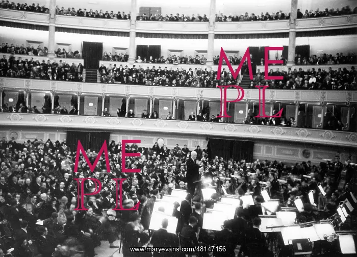 : Richard Strauss as a conductor at a performance of Whipped : Richard Strauss as a conductor at a performance of Whipped
