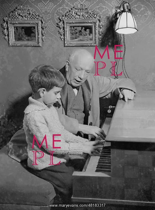 : Richard Strauss with his grandson, 1934 : Richard Strauss with his grandson, 1934