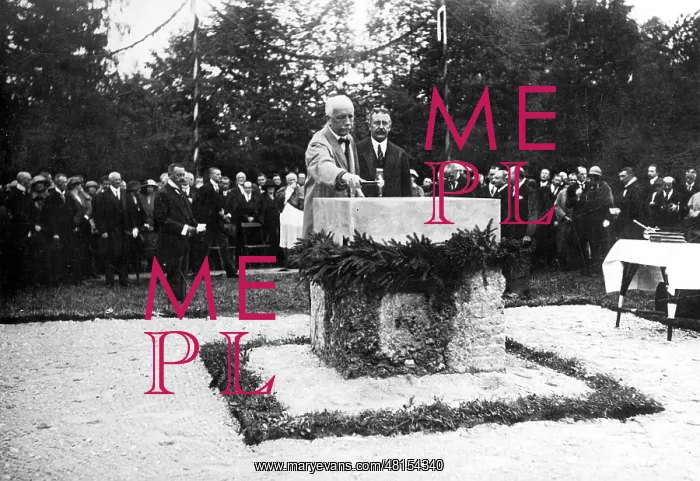 : Richard Strauss at the groundbreaking ceremony of the Festsp : Richard Strauss at the groundbreaking ceremony of the Festsp