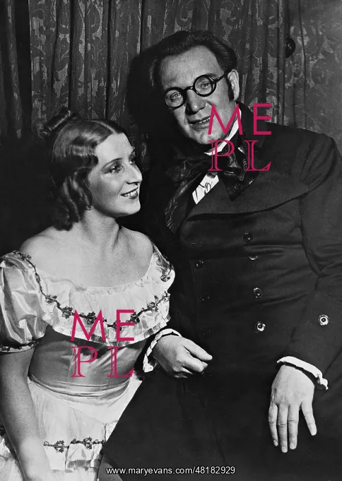 : Richard Tauber with Mini Gynes, 1932 : Richard Tauber with Mini Gynes, 1932