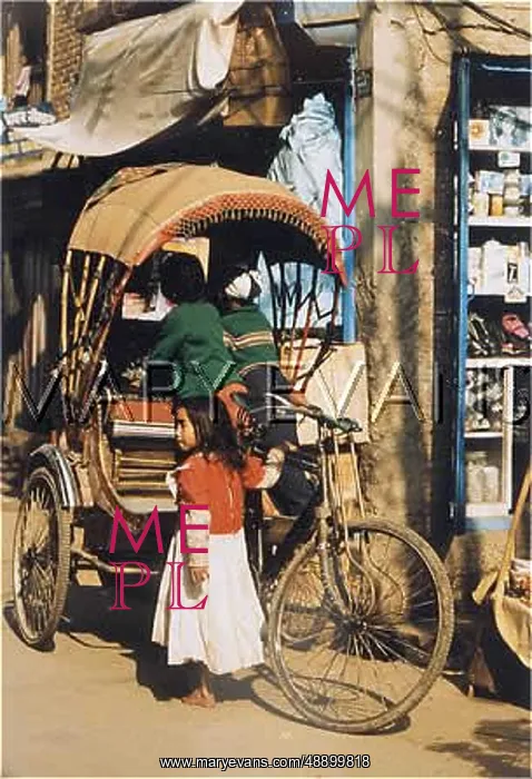  : RICKSHAW IN NEPAL